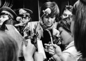 Dean Reed beim Pioniertreffen – Dresden, Sachsen, DDR (1972)